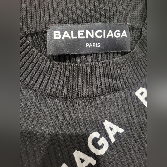 Balenciaga Women's Black Sleeveless Top - Size Medium. - Picture 5 of 6